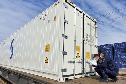 中老鐵路國際貨運(yùn)物流運(yùn)營滿月，昆明海關(guān)監(jiān)管進(jìn)出口貨物總值突破6億元